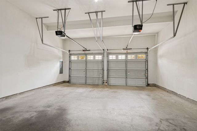 2207 Biscayne Park Lane, Grand Prairie, TX 75050
