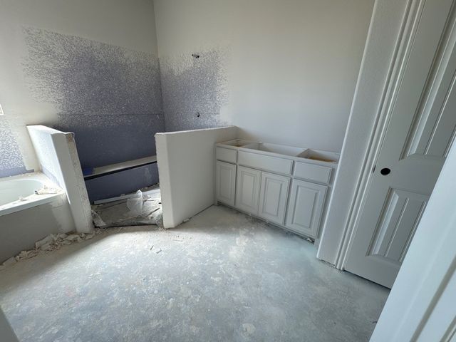 605 Tay Tay Way, Springtown, TX 76082