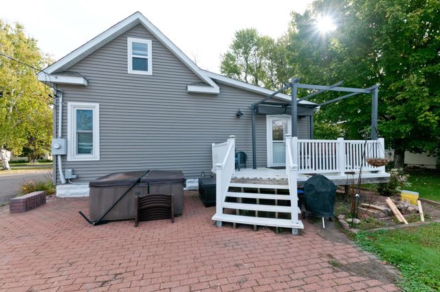 24 Noble Avenue, Rice Lake, WI 54868