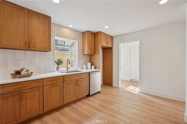 2421 Clark Lane B, Redondo Beach, CA 90278