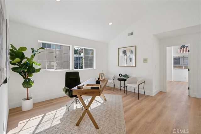 2421 Clark Lane B, Redondo Beach, CA 90278