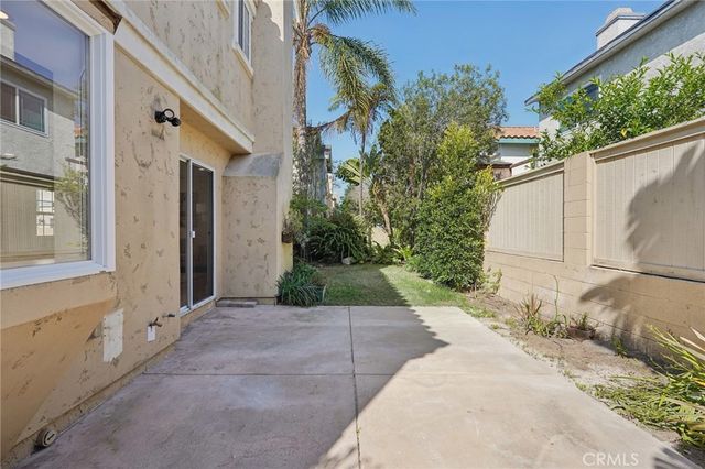 2421 Clark Lane B, Redondo Beach, CA 90278