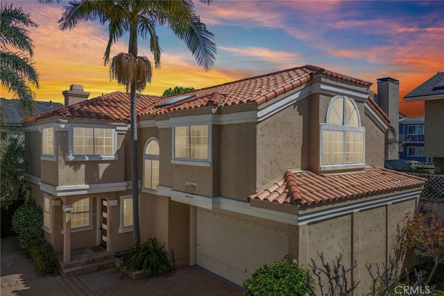 2421 Clark Lane B, Redondo Beach, CA 90278