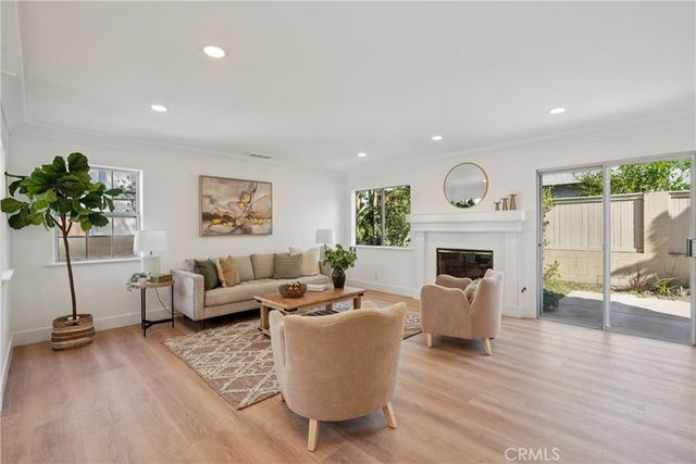 2421 Clark Lane B, Redondo Beach, CA 90278