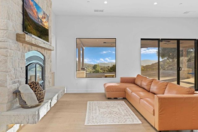 9452 Tecate Cypress Trail, Descanso, CA 91916