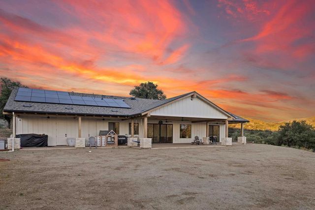 9452 Tecate Cypress Trail, Descanso, CA 91916
