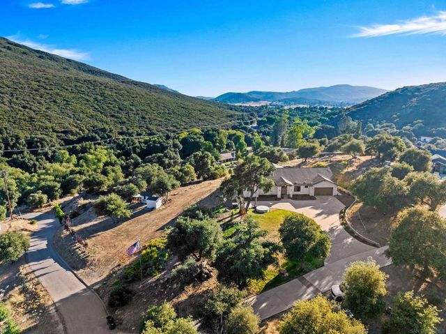 9452 Tecate Cypress Trail, Descanso, CA 91916