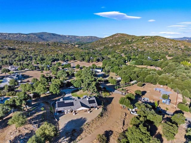 9452 Tecate Cypress Trail, Descanso, CA 91916
