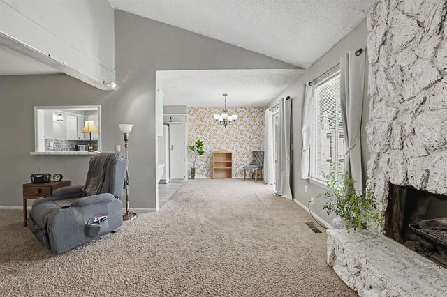 9828 Hefner Village Place, Oklahoma City, OK 73162