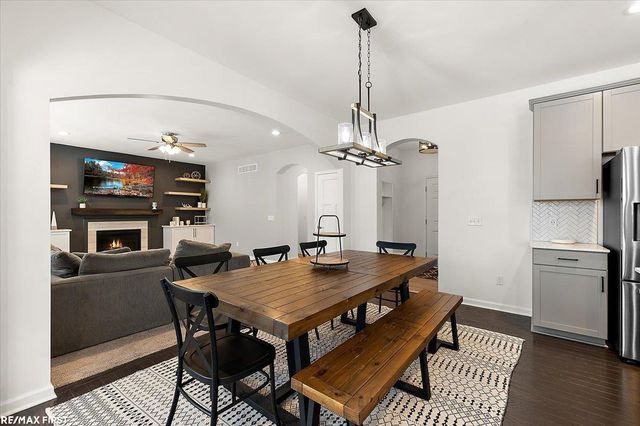 55543 Hogan Drive, Macomb Twp, MI 48042