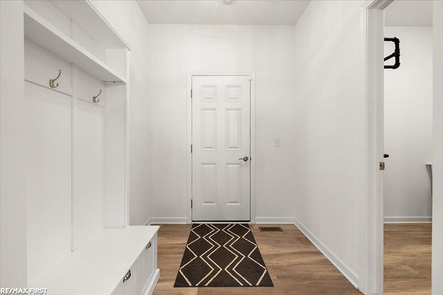 55543 Hogan Drive, Macomb Twp, MI 48042