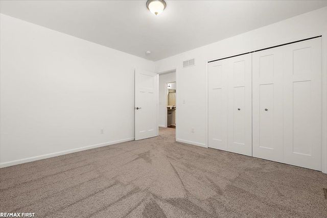 55543 Hogan Drive, Macomb Twp, MI 48042