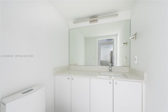155 Ocean Lane Drive 403, Key Biscayne, FL 33149
