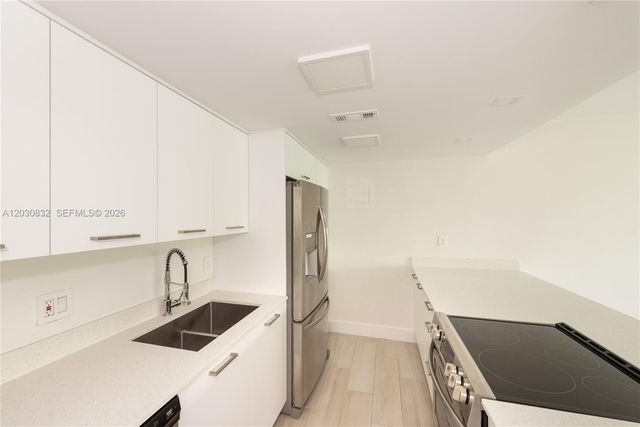 155 Ocean Lane Drive 403, Key Biscayne, FL 33149