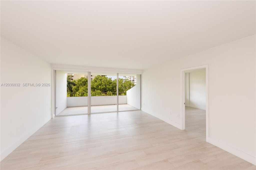 155 Ocean Lane Drive 403, Key Biscayne, FL 33149
