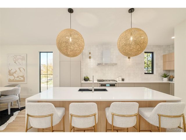 568 Cook St, Denver, CO 80206