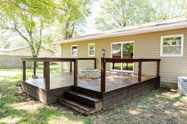 307 Highland Avenue, Monett, MO 65708