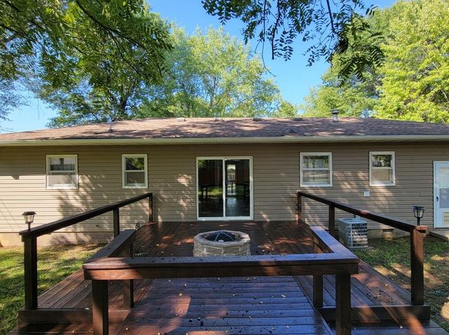 307 Highland Avenue, Monett, MO 65708