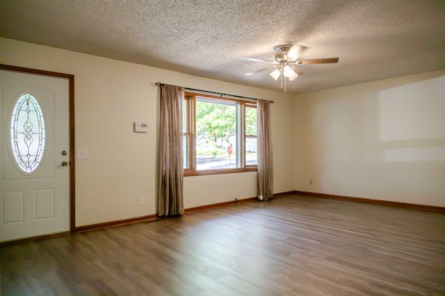 307 Highland Avenue, Monett, MO 65708