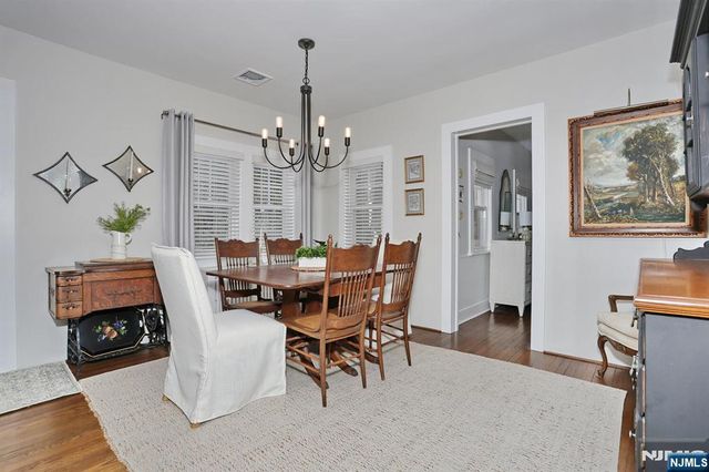 2 Maysenger Road, Mahwah, NJ 07430