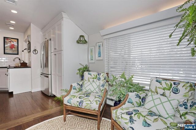 2 Maysenger Road, Mahwah, NJ 07430