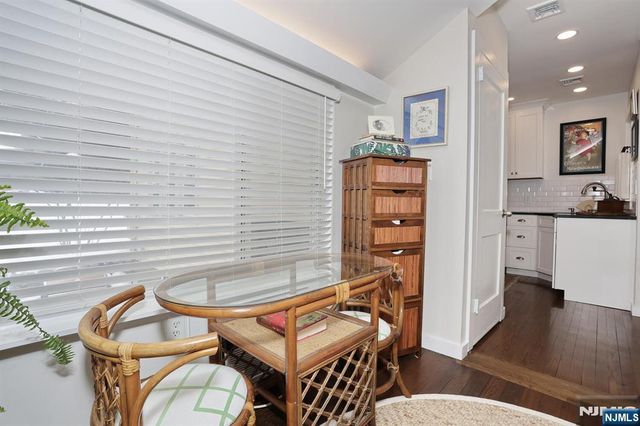 2 Maysenger Road, Mahwah, NJ 07430