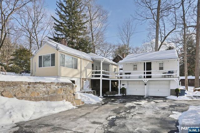 2 Maysenger Road, Mahwah, NJ 07430