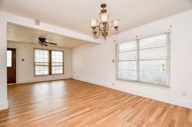 2237 Cromwell Street, Houston, TX 77093