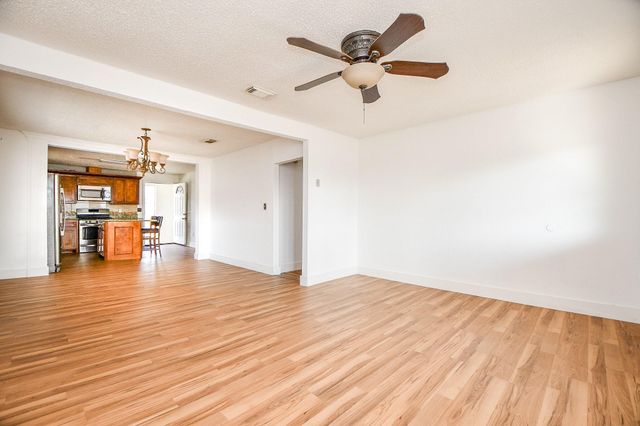 2237 Cromwell Street, Houston, TX 77093