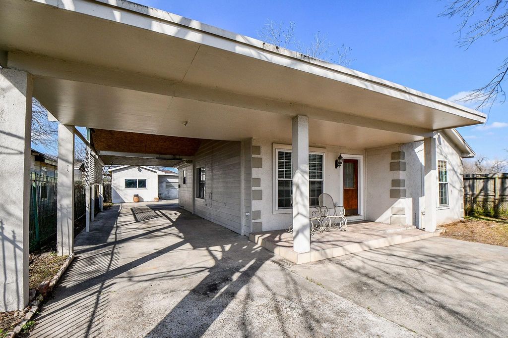 2237 Cromwell Street, Houston, TX 77093