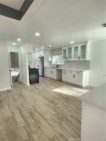10535 La Canada, Sunland, CA 91040