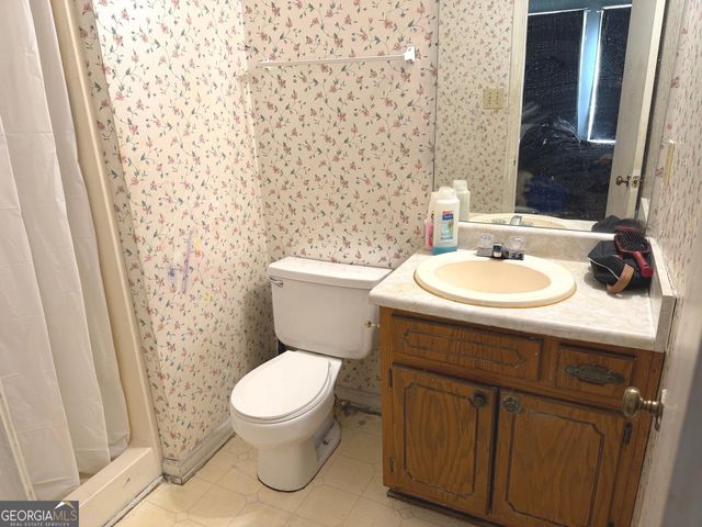 1665 SE Winchester Way, Conyers, GA 30013