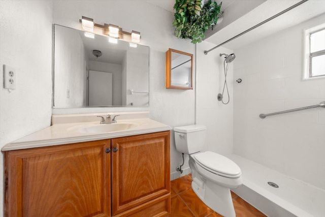 10037 62ND TERRACE N 1, St Petersburg, FL 33708