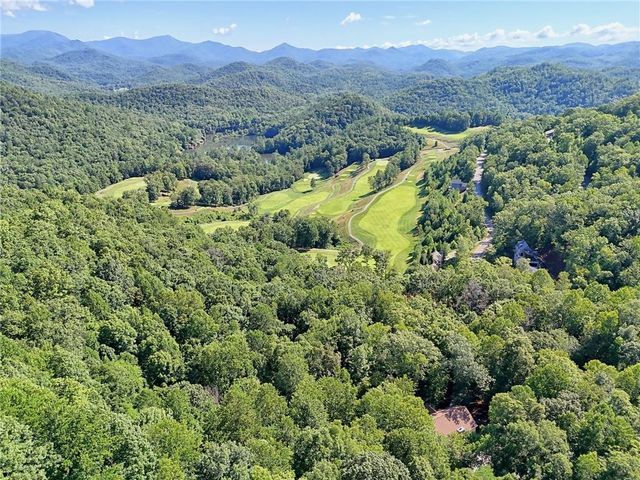 876 WHITETAIL Trail, Clayton, GA 30525