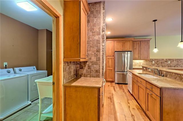 876 WHITETAIL Trail, Clayton, GA 30525