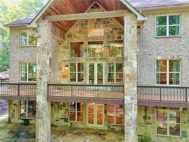 876 WHITETAIL Trail, Clayton, GA 30525