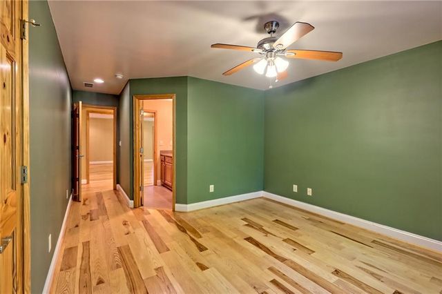 876 WHITETAIL Trail, Clayton, GA 30525