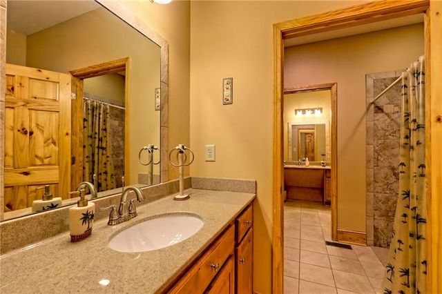 876 WHITETAIL Trail, Clayton, GA 30525