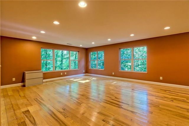 876 WHITETAIL Trail, Clayton, GA 30525