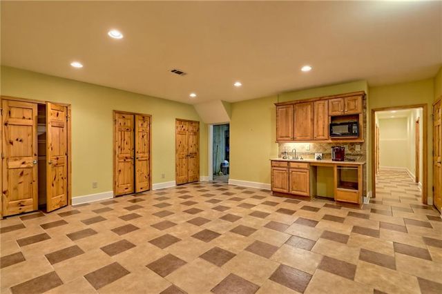 876 WHITETAIL Trail, Clayton, GA 30525