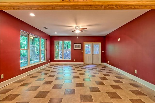 876 WHITETAIL Trail, Clayton, GA 30525