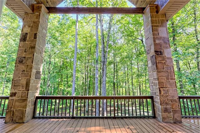 876 WHITETAIL Trail, Clayton, GA 30525