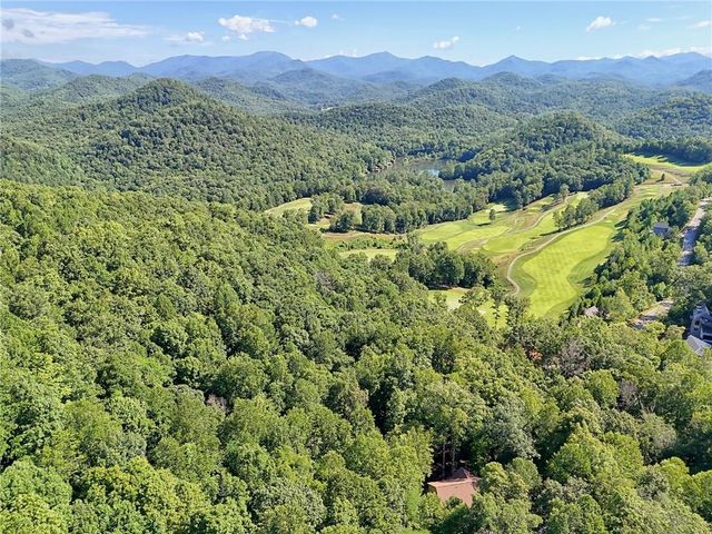 876 WHITETAIL Trail, Clayton, GA 30525