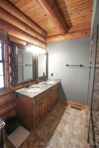 21854 E 947 Road, Vian, OK 74962