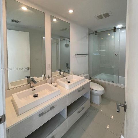 45 SW 9th Street 1407, Miami, FL 33130