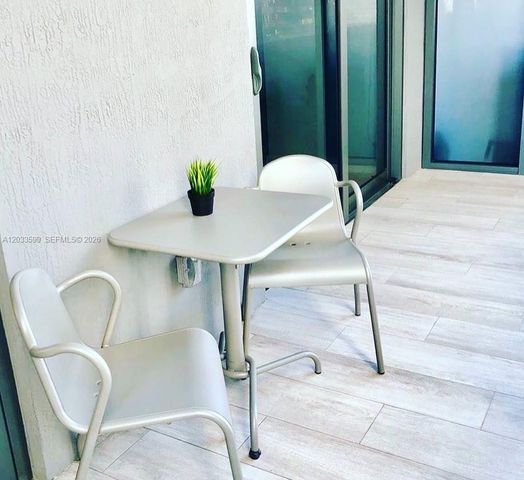 45 SW 9th Street 1407, Miami, FL 33130