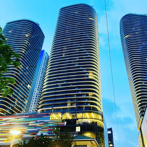 45 SW 9th Street 1407, Miami, FL 33130