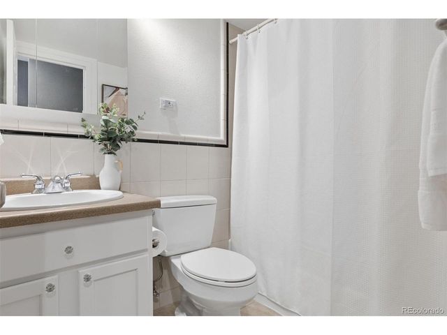 1200 Vine St 3C, Denver, CO 80206