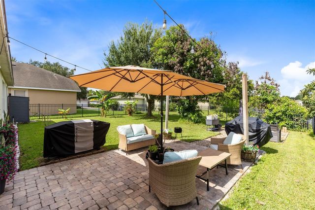 8126 CRUSHED PEPPER AVENUE, Orlando, FL 32817