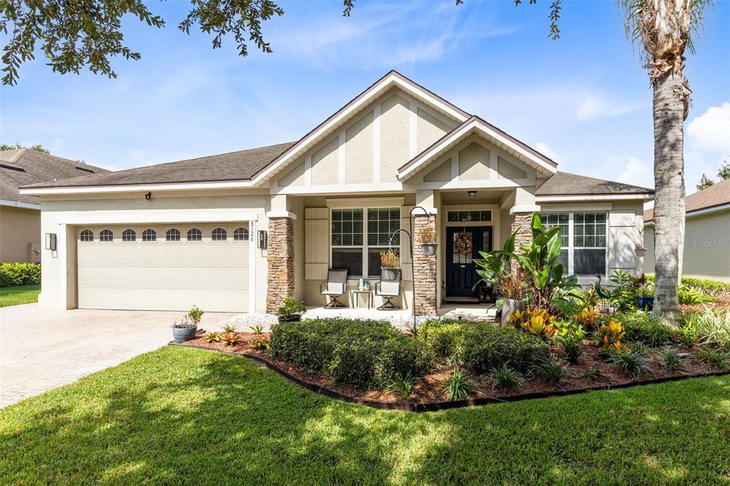 8126 CRUSHED PEPPER AVENUE, Orlando, FL 32817
